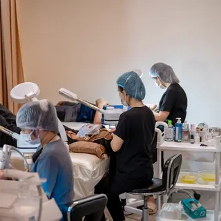 Khu vực tiếp đón & tư vấn khách hàng